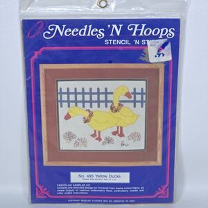 Vintage Needles ’N Hoops Cross Stitch Kit 495 “Yellow Ducks” 10×12 Frame Sampler